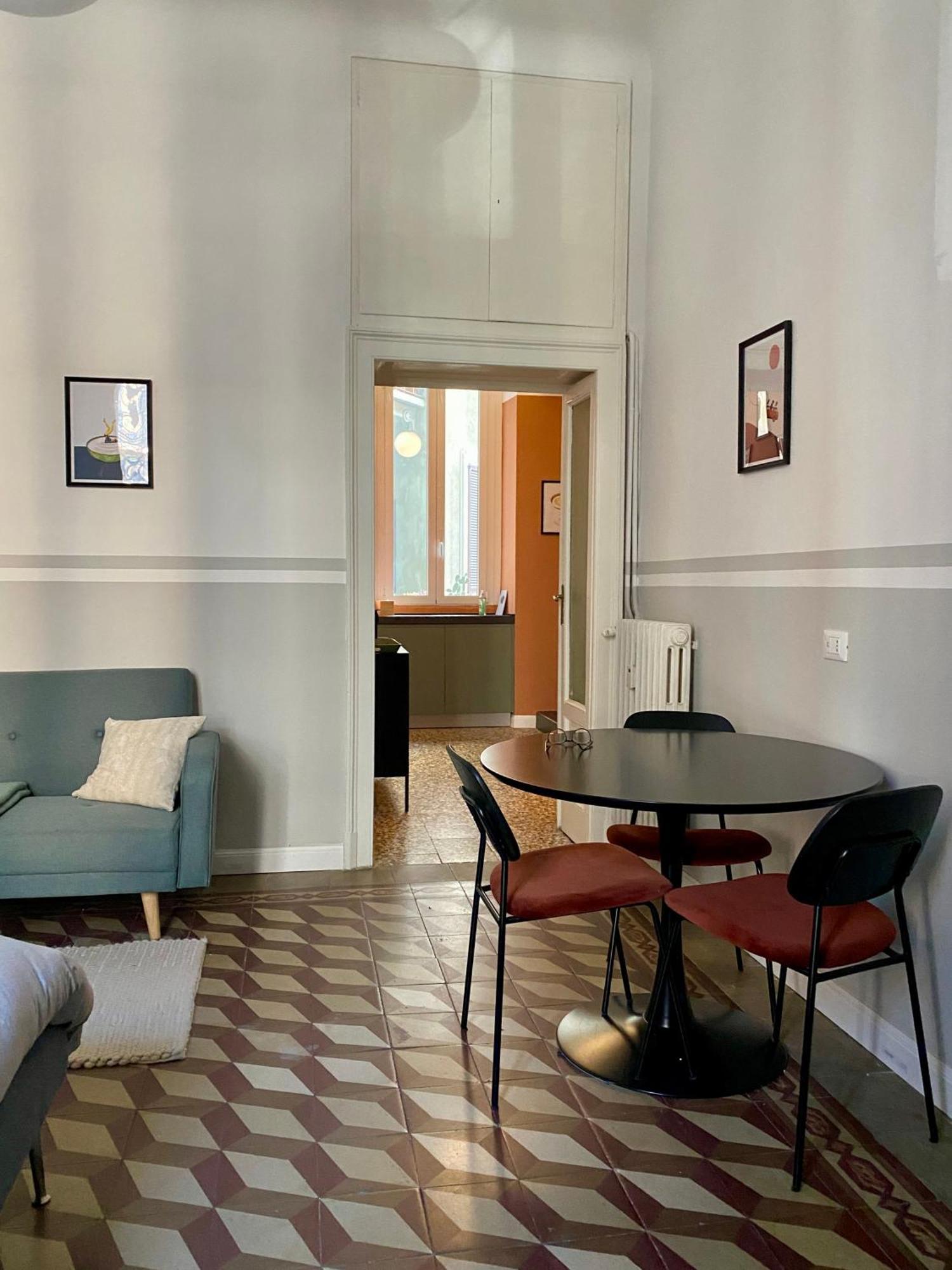 Townhouse Milan Suite Bagian luar foto