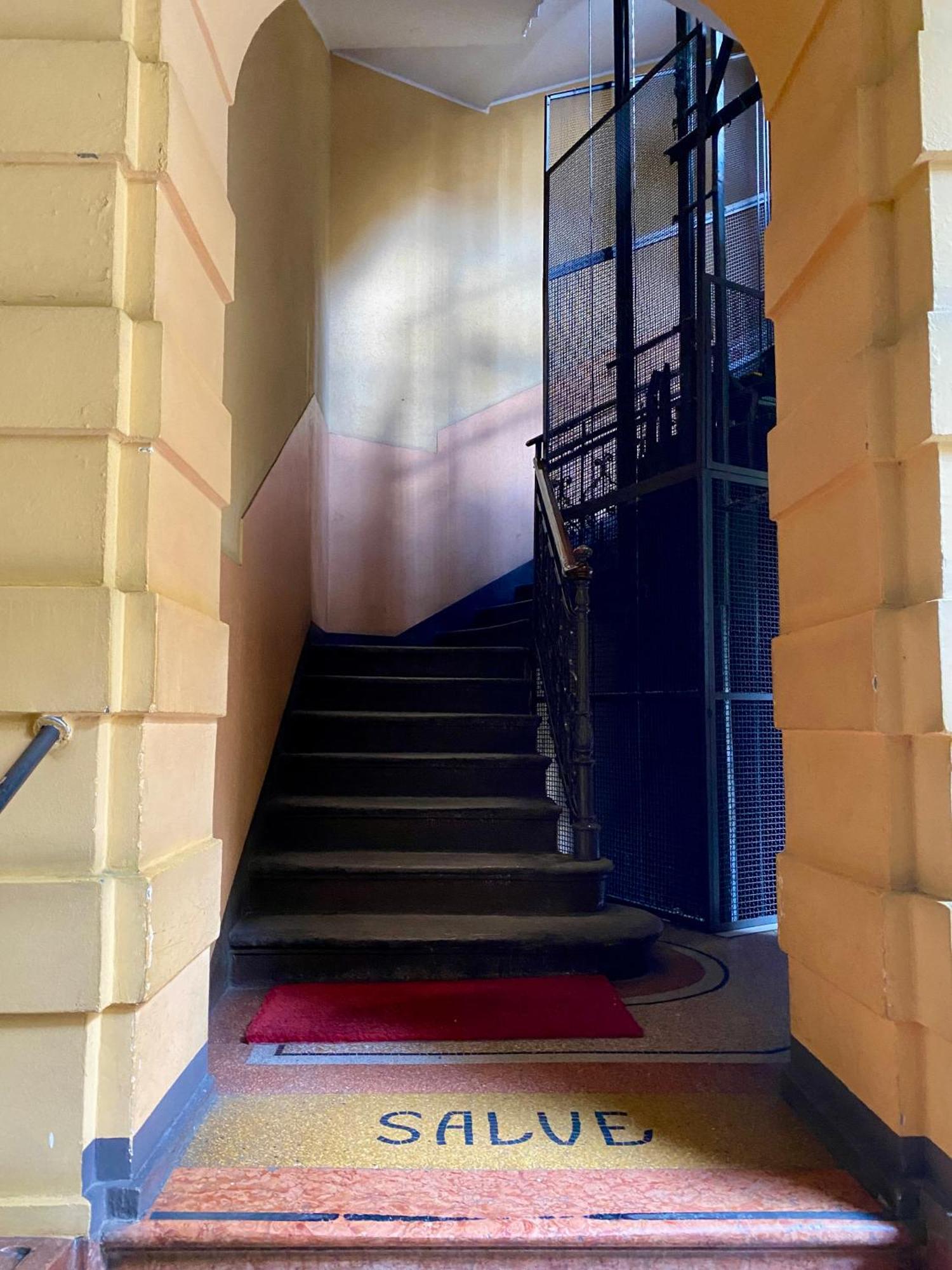 Townhouse Milan Suite Bagian luar foto
